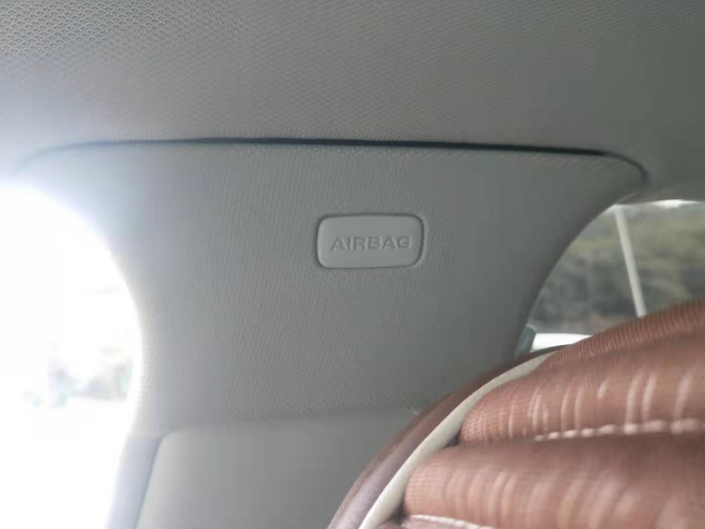 8000元的奥迪a6老款,8万多的奥迪a6l手动挡