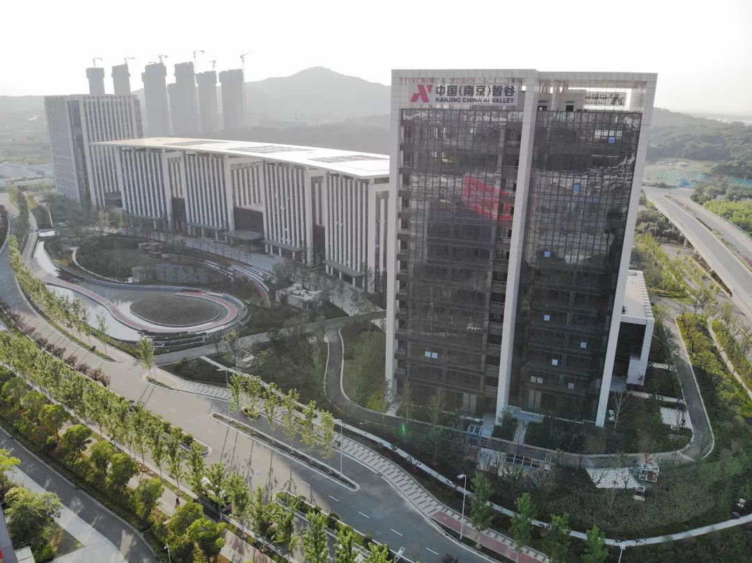 南京雨花经济开发区招聘5人,南京开发区兴智科技园招聘