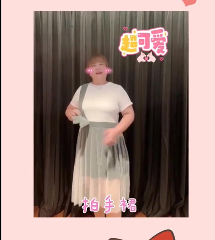 贾玲显瘦减龄穿搭,贾玲减龄穿衣搭配