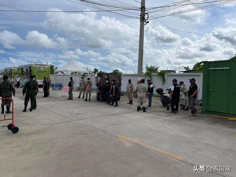 泰国方舱医院男女患者聚众淫乱遭举报官员：他们只是盖被子纯聊天