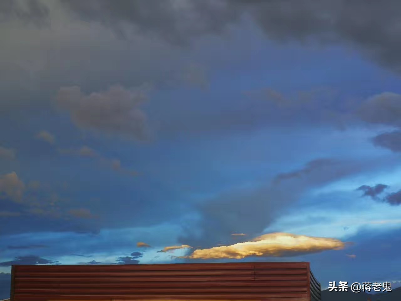 带着老婆，老婆闺蜜，大姨子和小姨子一起单车*藏西**自驾游（六）