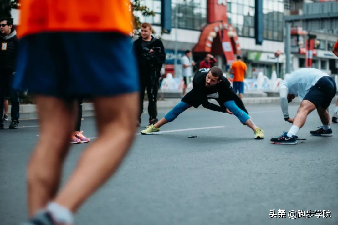 每天晚上跑步5公里坚持多久会瘦,每天晚上跑步五公里有什么变化