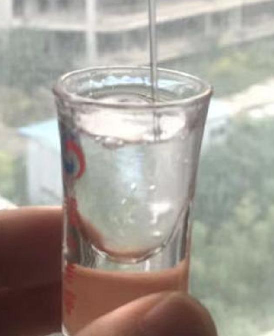 五粮液公司嫡系酒，绵柔尖庄50度光瓶测评，性价比超高纯粮酒