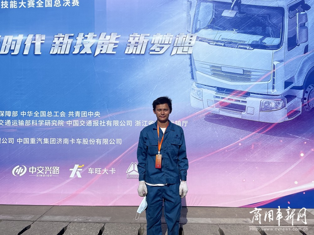 鍚勮矾鑻遍泟涓婂彴姣旀瑙嗛,鍚勮矾鑻辫豹璧涘満鑻卞Э椋掔埥