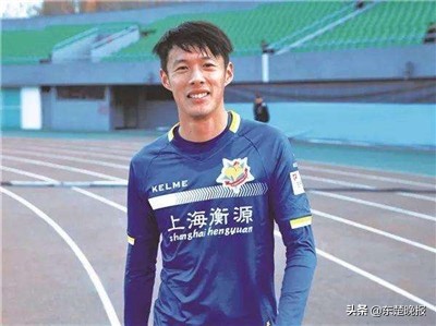 黄石“四虎将”笑傲中超绿茵场