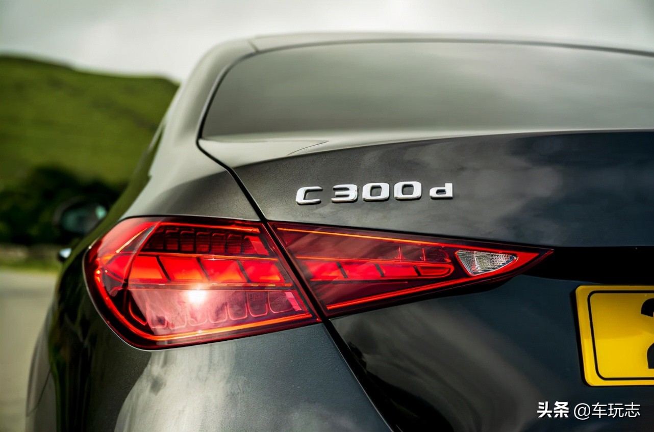 梅赛德斯奔驰c63试驾,奔驰c级进口2019款c300旅行轿车