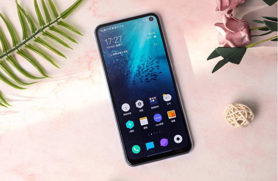 2022年1500左右5g性价比高的手机,两千块买5g手机不如选这款4g旗舰