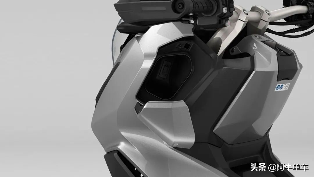 2022款本田adv350踏板车报价,本田xadv350国内上市时间