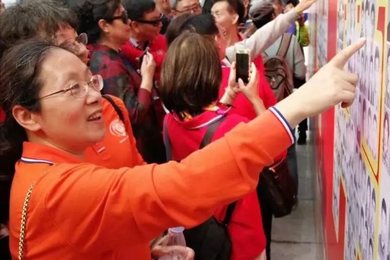 娉洰姣嶆牎,涓崡瀛﹀瓙79绾у洖姣嶆牎鎶ュ埌