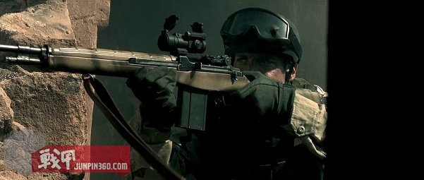 美国黑鹰战机坠落视频,黑鹰坠落最震撼视频