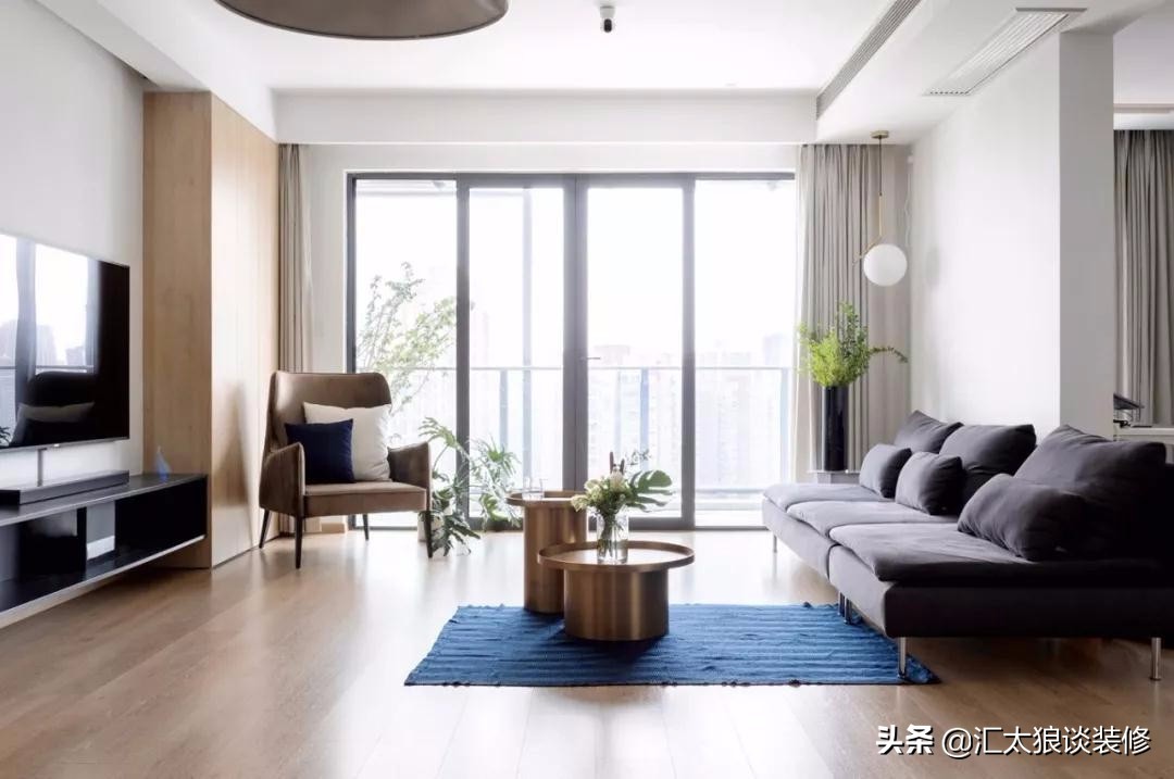 灰白绿原木家具装修风格,黑白灰原木简约风格