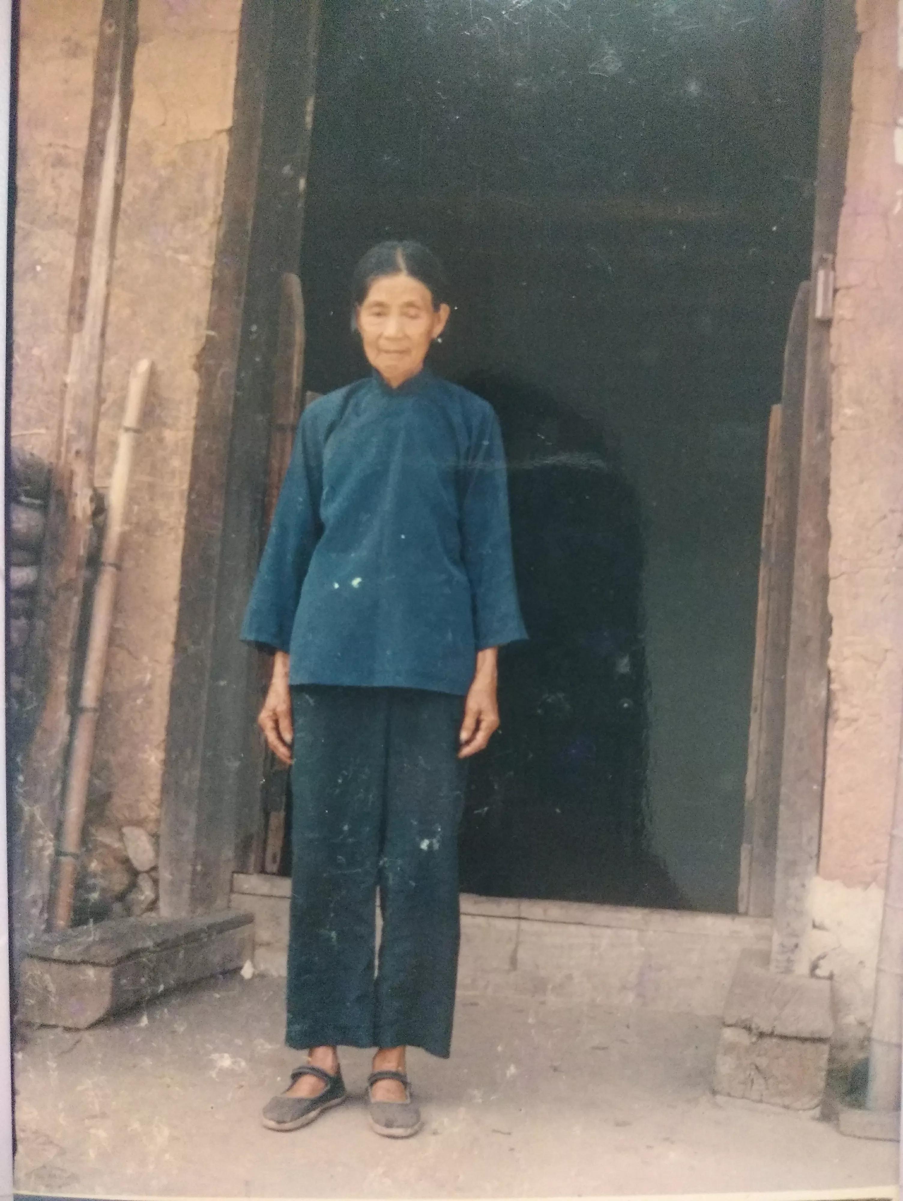 亲人离世世事无常,亲人过世人生苦短且行且珍惜