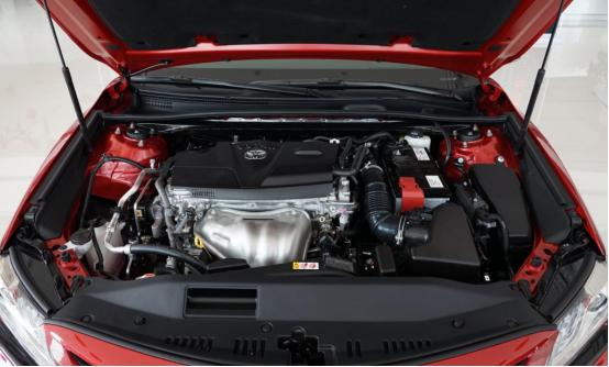 我心中的b级车,性价比之王全新凯美瑞气场十足