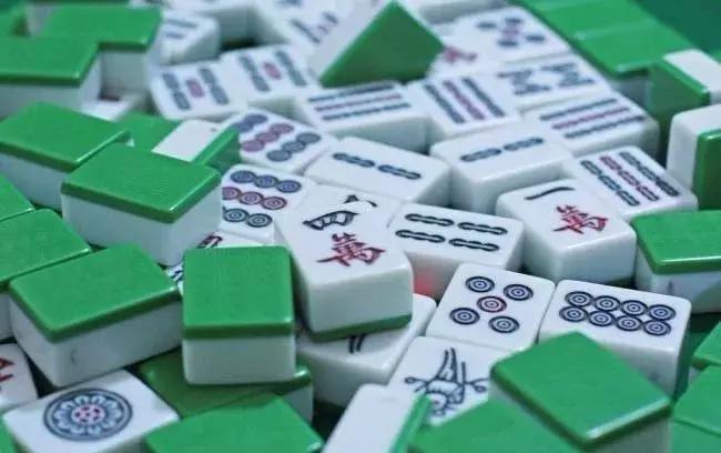 经典麻将游戏四人玩,麻将游戏大全四人麻将