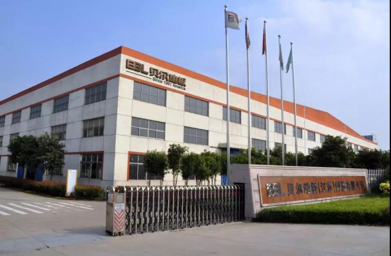 贝尔地板和大自然地板哪个好,贝尔地板复合地板价格表