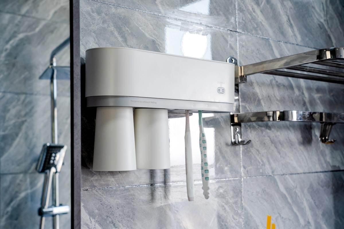 全格智能杀菌牙刷,全格智能杀菌牙刷杯架怎么拆开