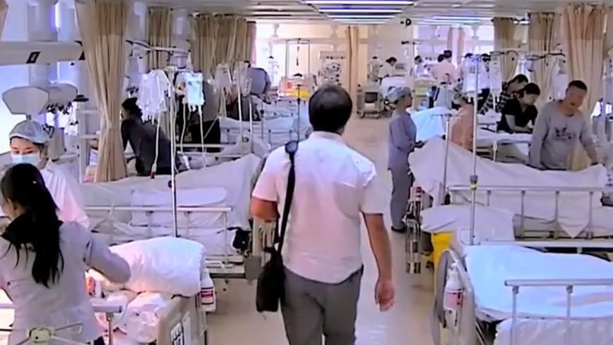 29岁男人喝下整瓶百草枯，当他后悔时，家人却放弃治疗！纪录片