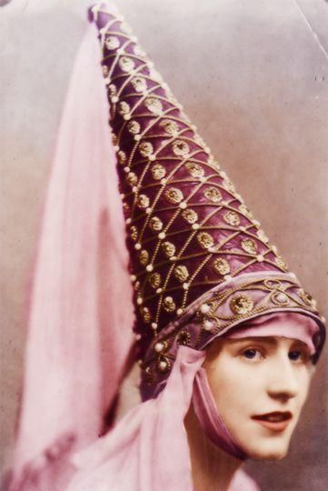 英国15-20世纪大变化女性服装,中世纪绝美服装