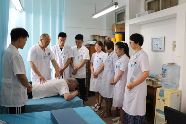 张医生妙手回春后续,张医生妙手回春原视频