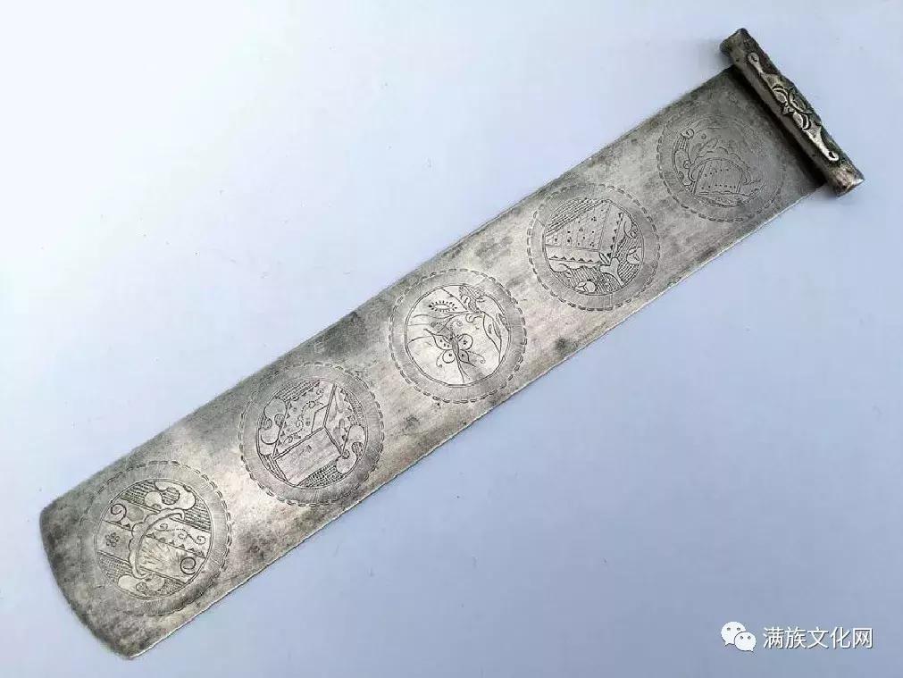 如展画轴—清代满族民间扁方赏析