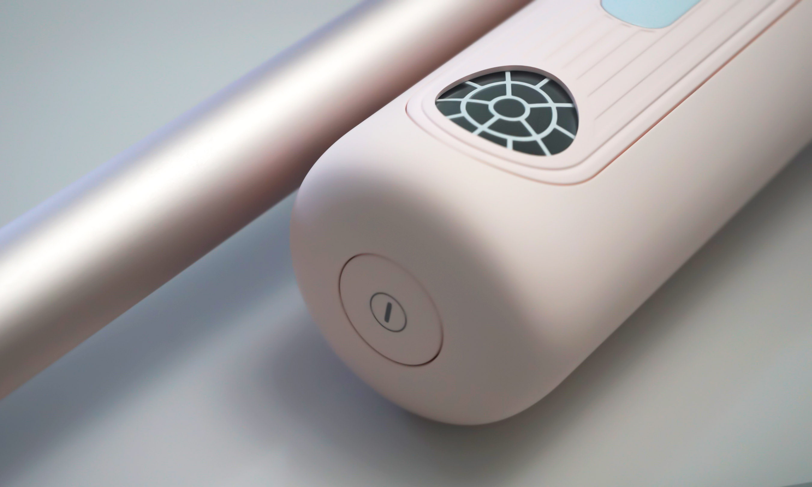 比戴森高档很多的吹风机,比戴森性价比高的电吹风