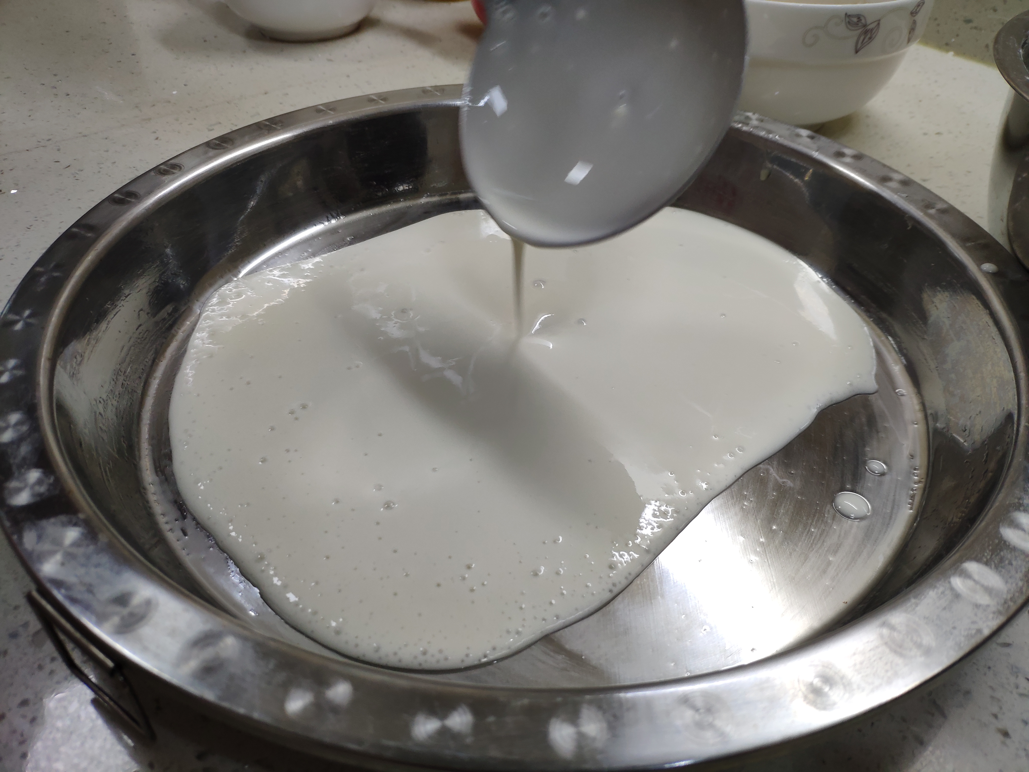 做凉皮用电动打蛋器打面行吗,打蛋机做凉皮