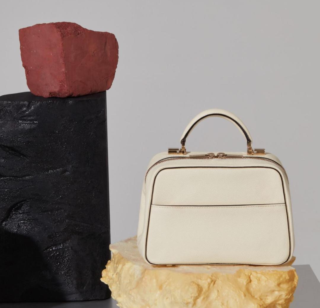 瀹嬪闇忓瓱缇庡矏鍚岀┛绱壊瑗胯,瀹嬪闇忓瓱缇庡矏绌挎惌