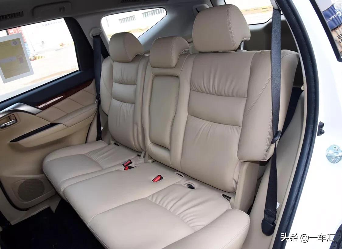 七座四驱非承载,三菱新一代帕杰罗劲畅,网友:比普拉多帅多了