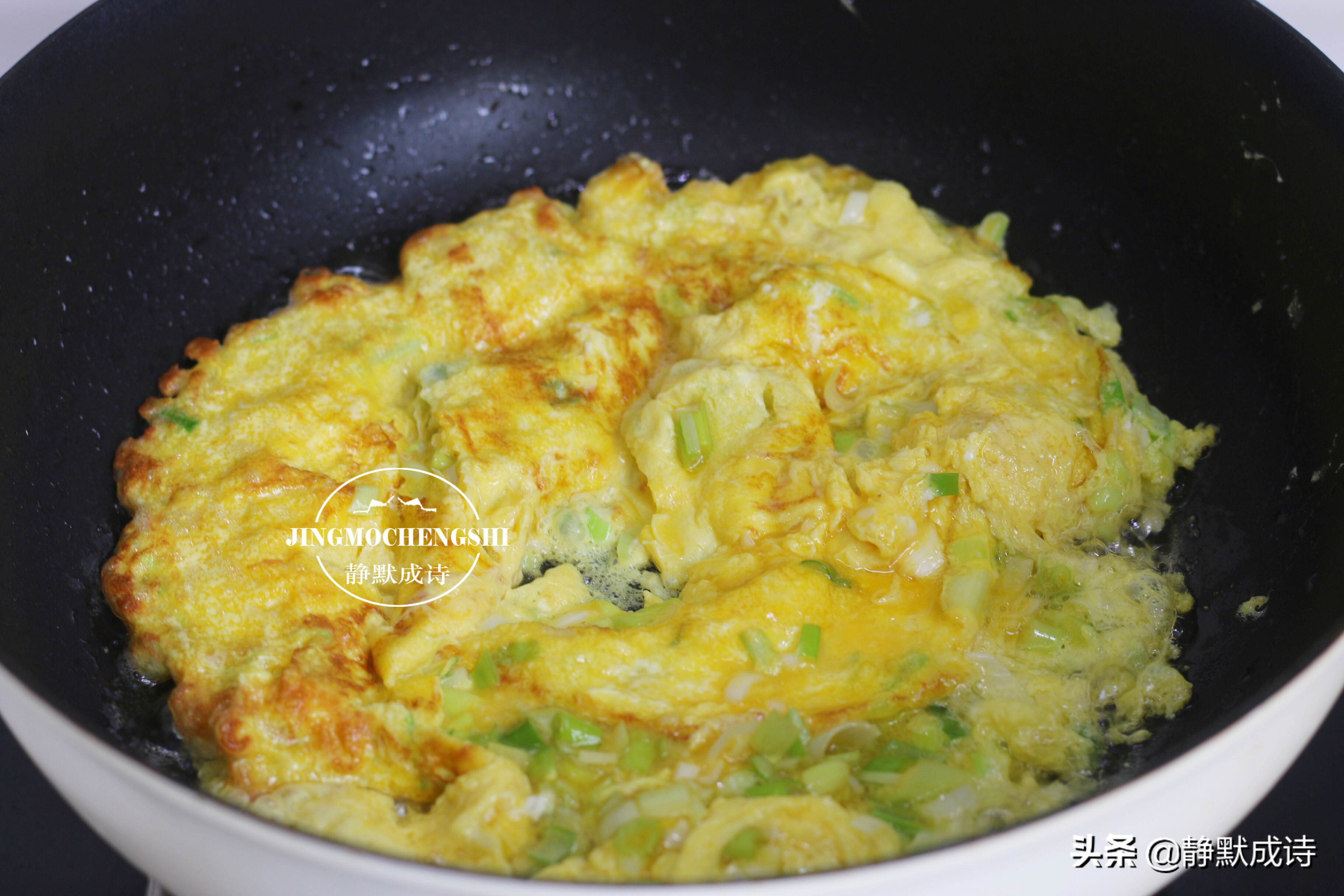 我家的鸡下蛋咯,我家的鸡下蛋