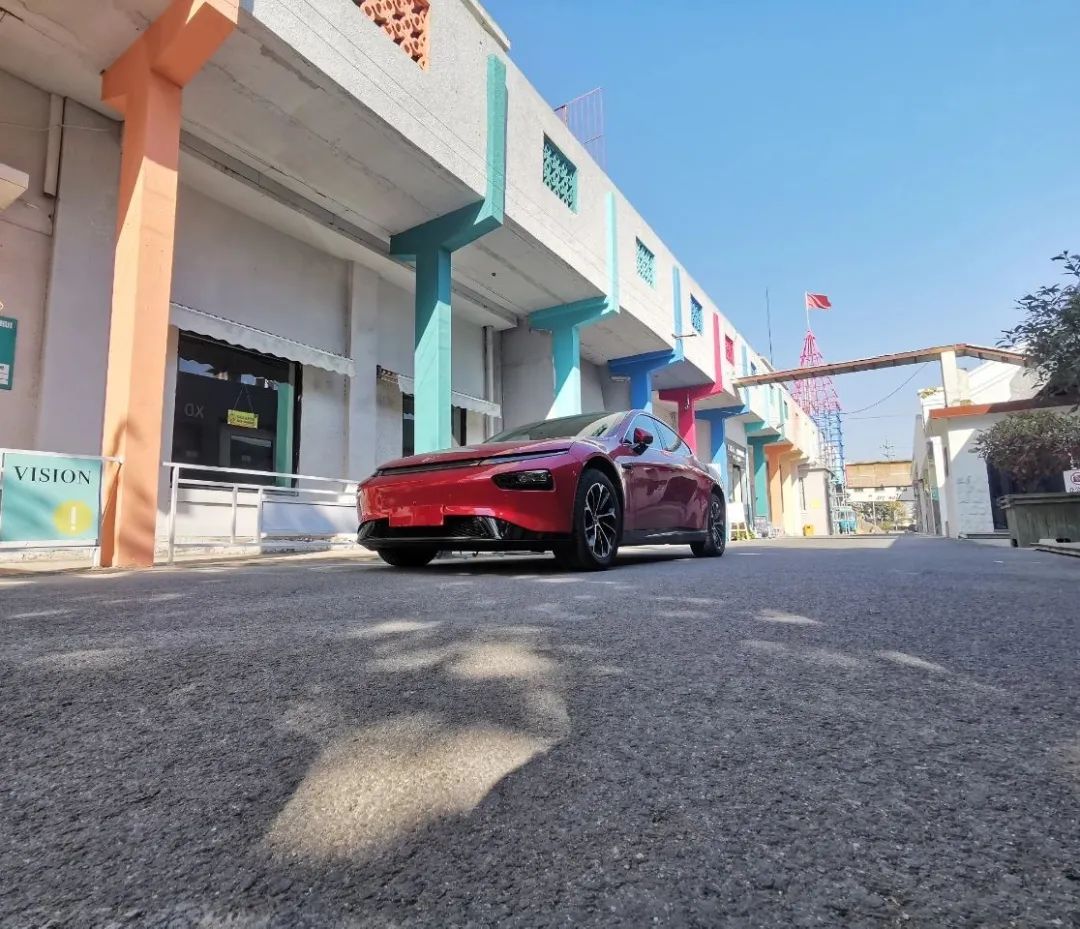 试驾小鹏p7什么感受,试驾小鹏P7纯电