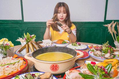 曝光魔都这家“Lamer火锅”，锅底免费送，鲍鱼不要钱！