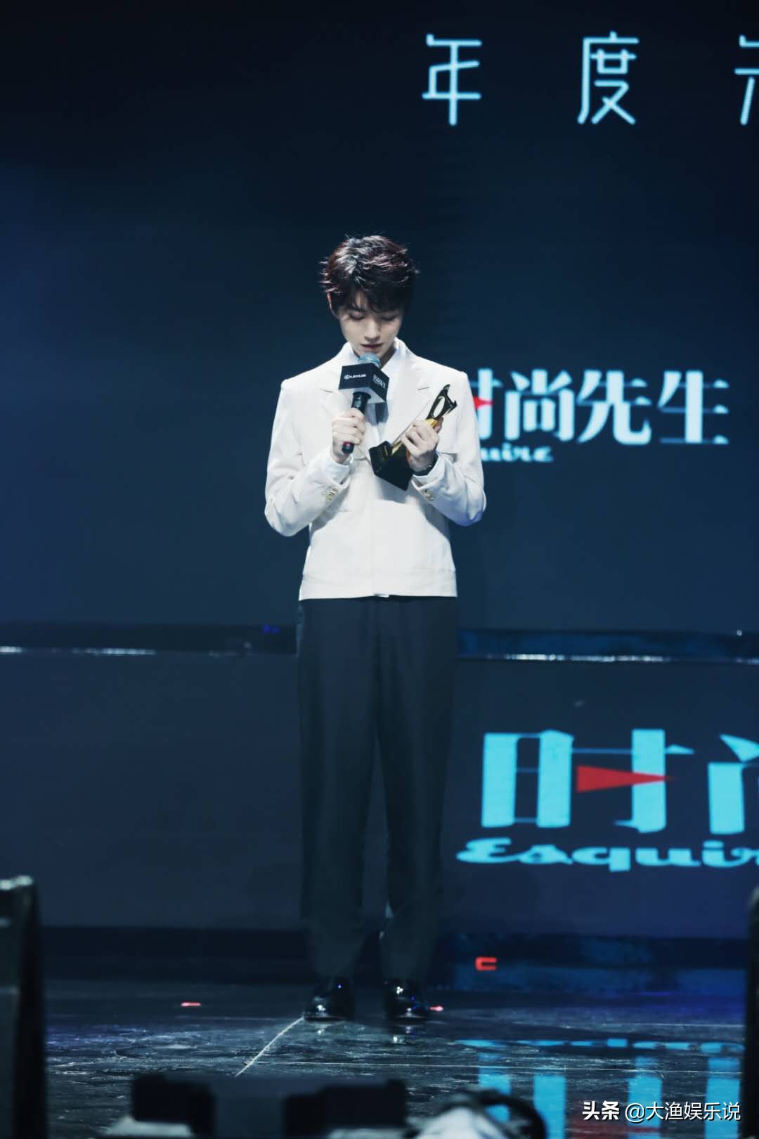 王俊凯努力的经历,王俊凯多少人羡慕的名利场