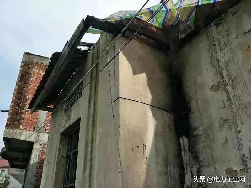 房屋电线起火烧光了找谁索赔,房子被电线烧了如何赔偿