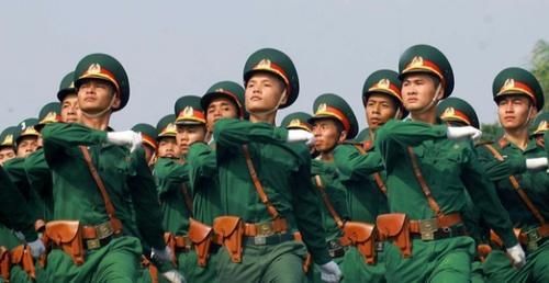 在越南当警察工资高吗,越南警察的真实收入