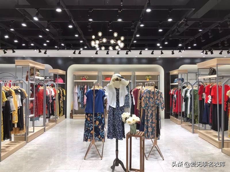 现在服装店一般怎么进货,服装店在哪里进货比较好