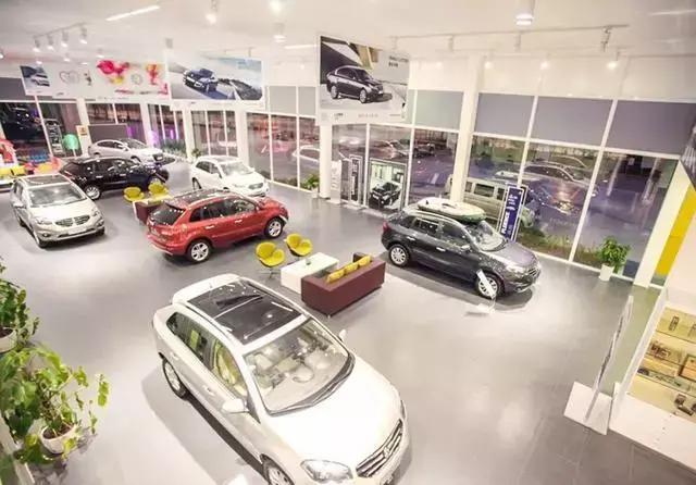 刚买的新车出现问题4s店说正常,刚提新车出故障怎么和4s店交涉