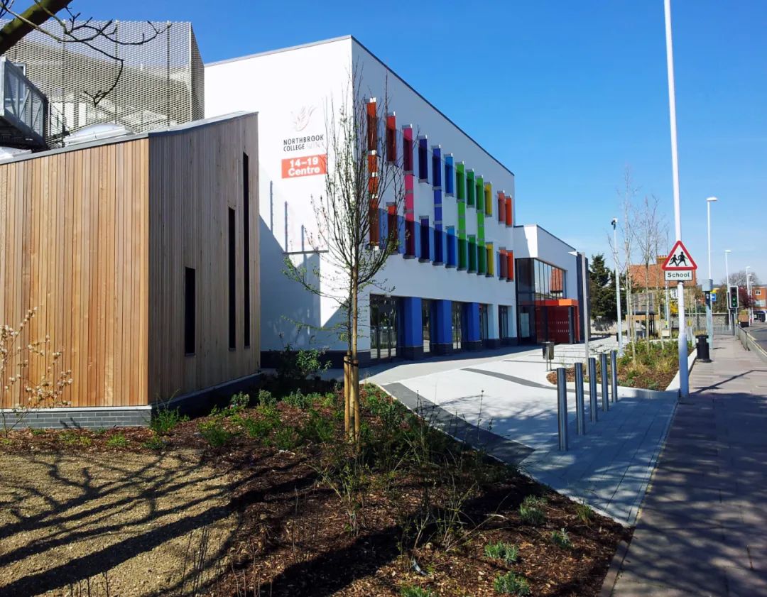 MET布莱顿城市学院