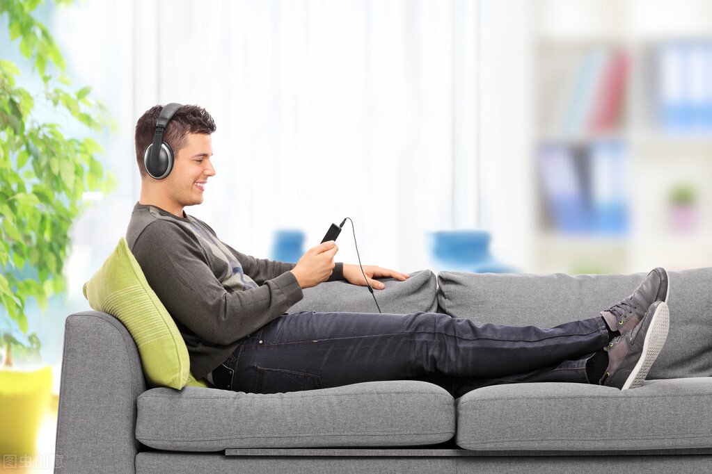 圆肩带来的影响,圆肩和正常肩的区别图片