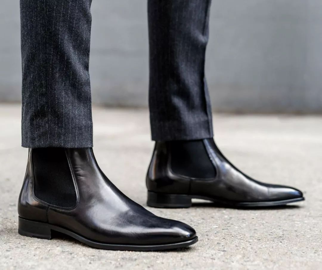 卖秋冬靴子,秋冬靴买加绒还是不加绒的