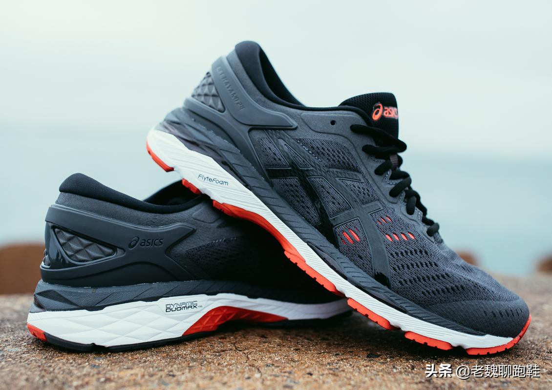 亚瑟士的两种选择,亚瑟士跑鞋怎么选号码