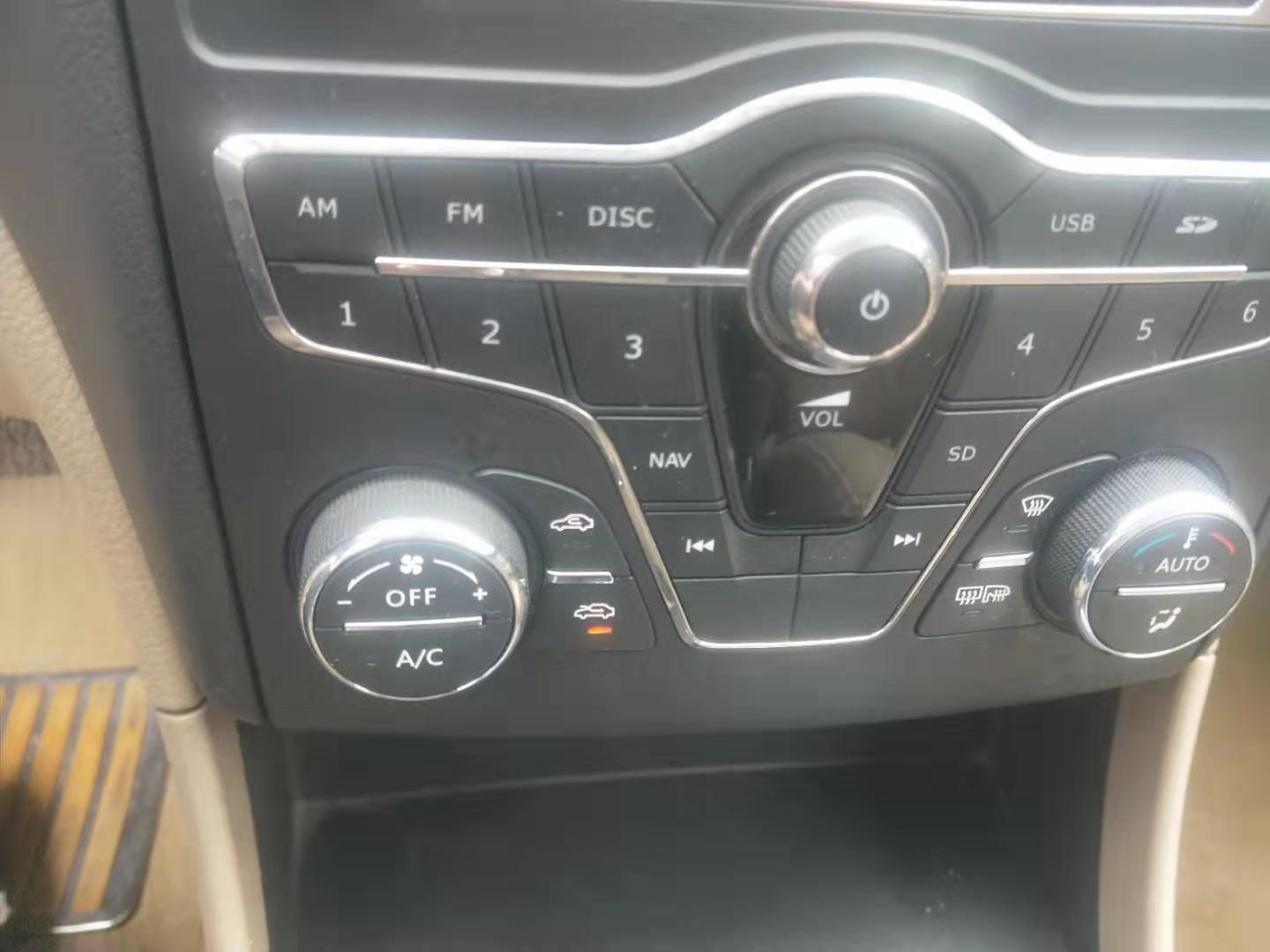 独立悬挂，电动座椅，质量可靠，带商业险，胖哥这算是捡漏了吗？