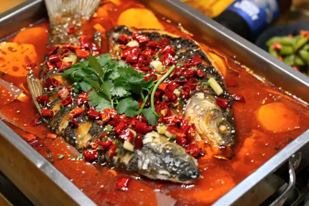 重庆纸上烤鱼烤串套餐,秘制烤鱼香锅大虾