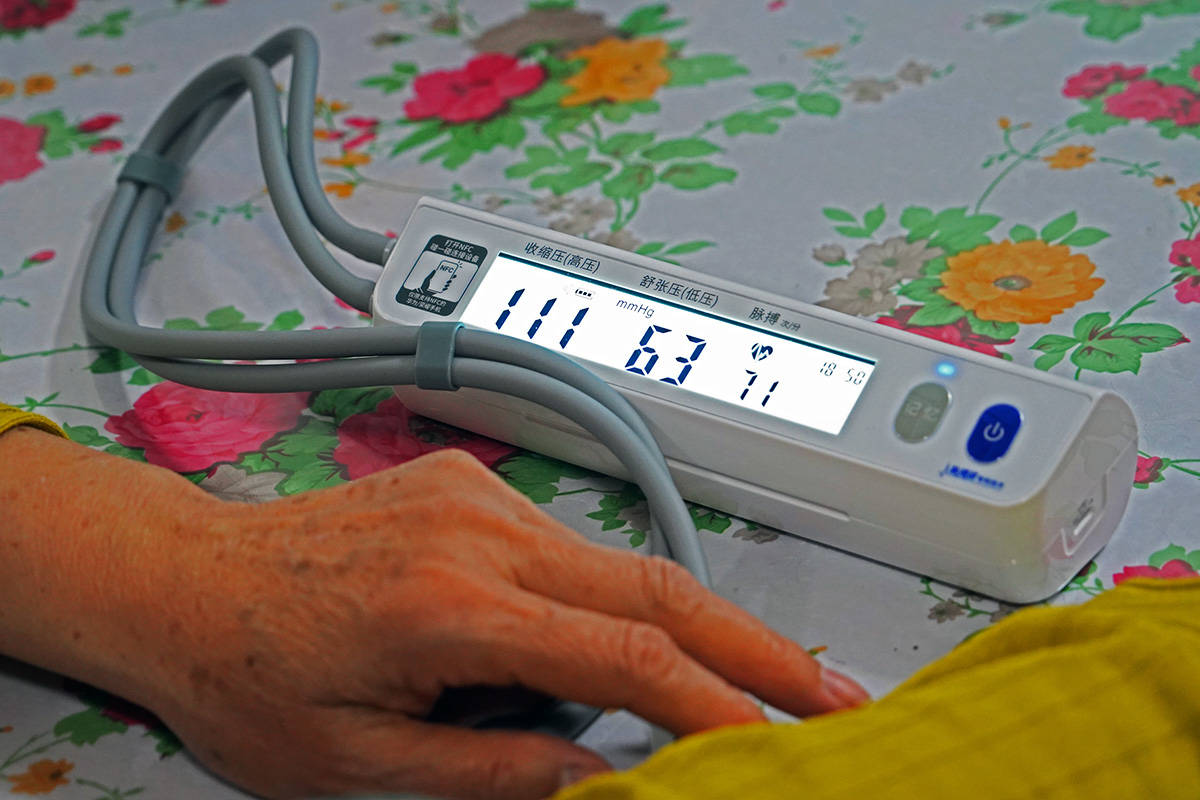 脉搏波血压计2100与6901哪个好,脉搏波血压计6901测评