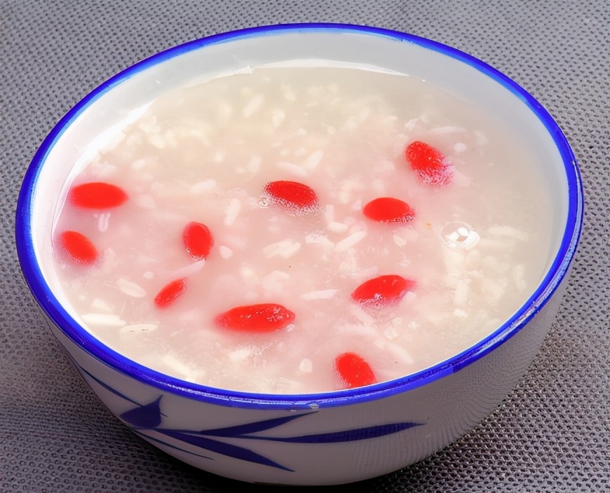 米酒和醪糟有什么区别,米酒与醪糟的区别在哪里