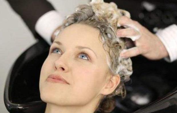 植发七天清理血痂后表面有水珠,植发清理血痂最好的方法