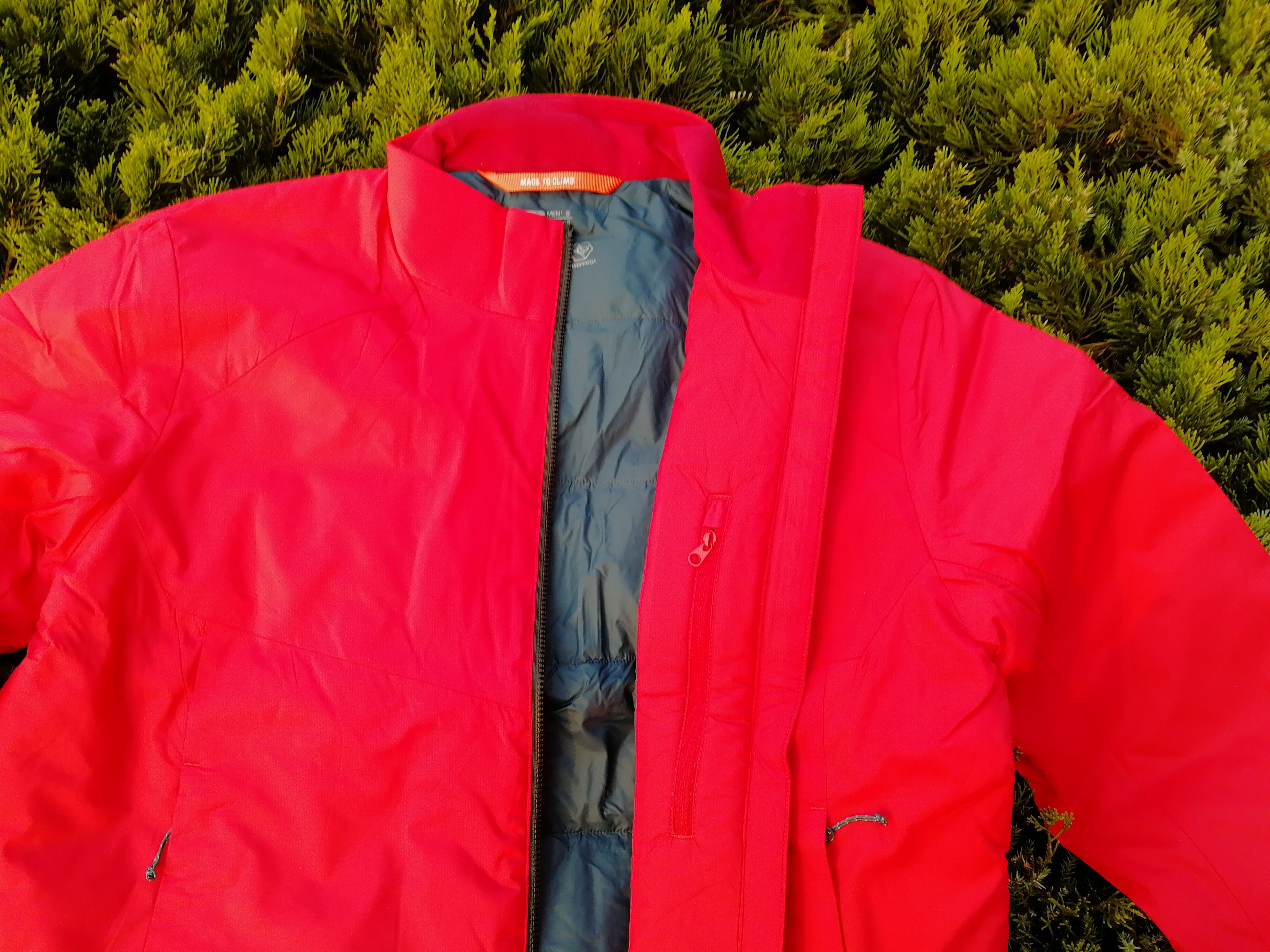 凯乐石山岳聚绒外套,防水户外外套