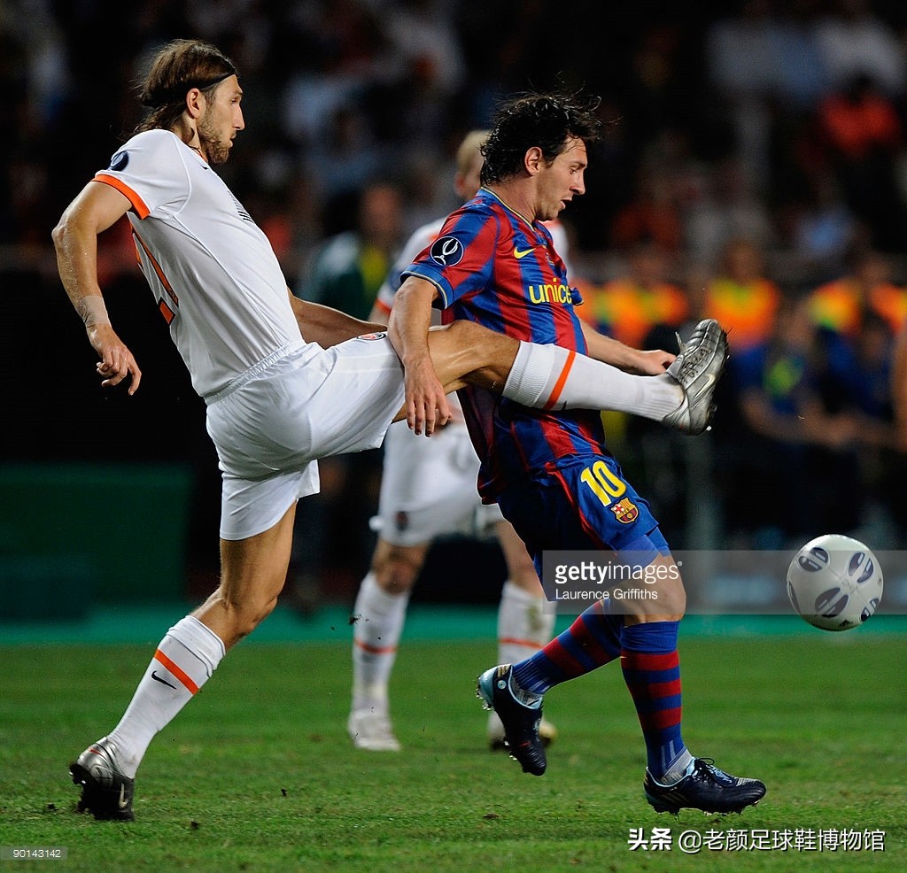 马竞前锋微商处购买厂货球鞋作秀,欧美球星居然还自己掏钱买球鞋