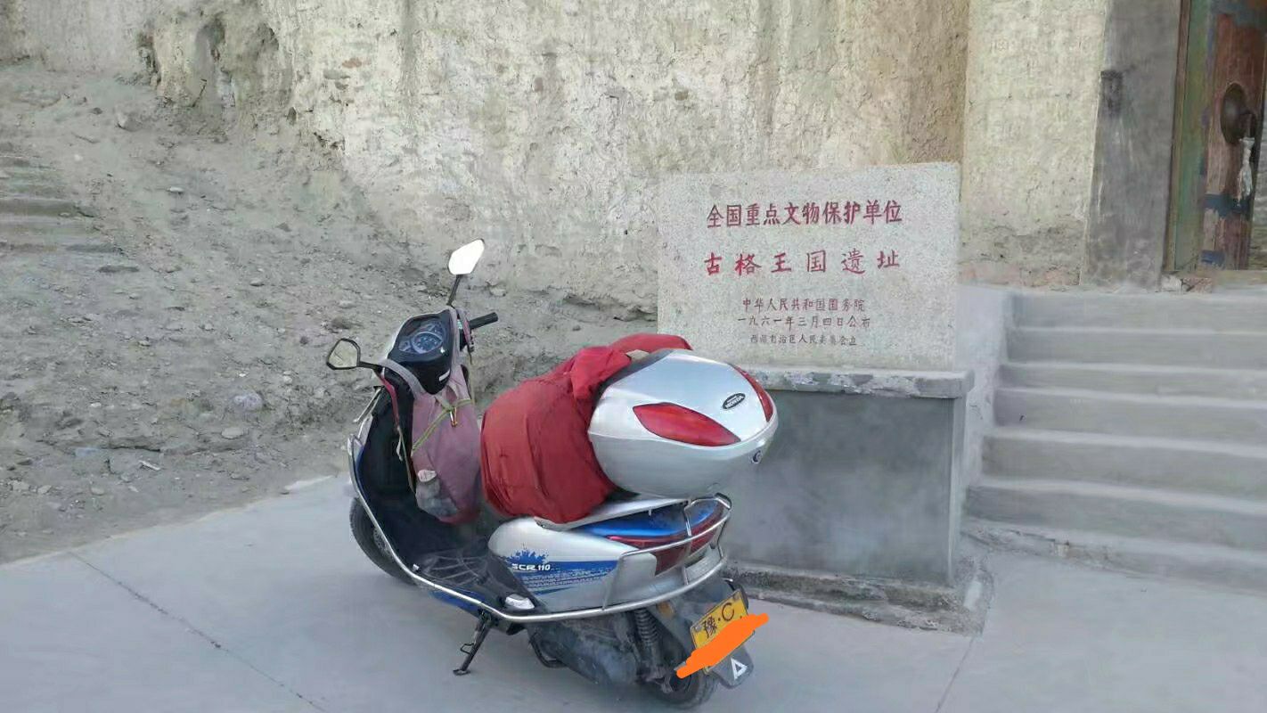 故事:那个骑上摩托去拉萨的姑娘,达成所愿时,是49岁