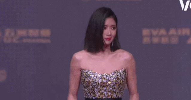 冻龄马甲线女神,冻龄女神马甲线