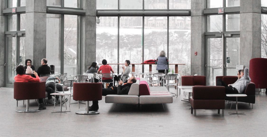 打游戏看书段子,打游戏看综艺的段子